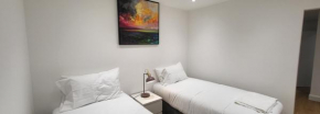Garland Stylish Apartment 1 in Greater London